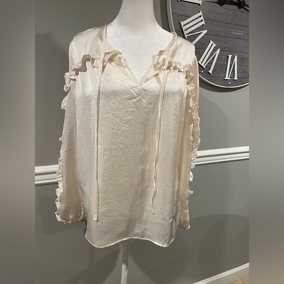 LOFT Satin cream long sleeve with ruffles - Size Medium slightly used worn 1x - Picture 11 of 12